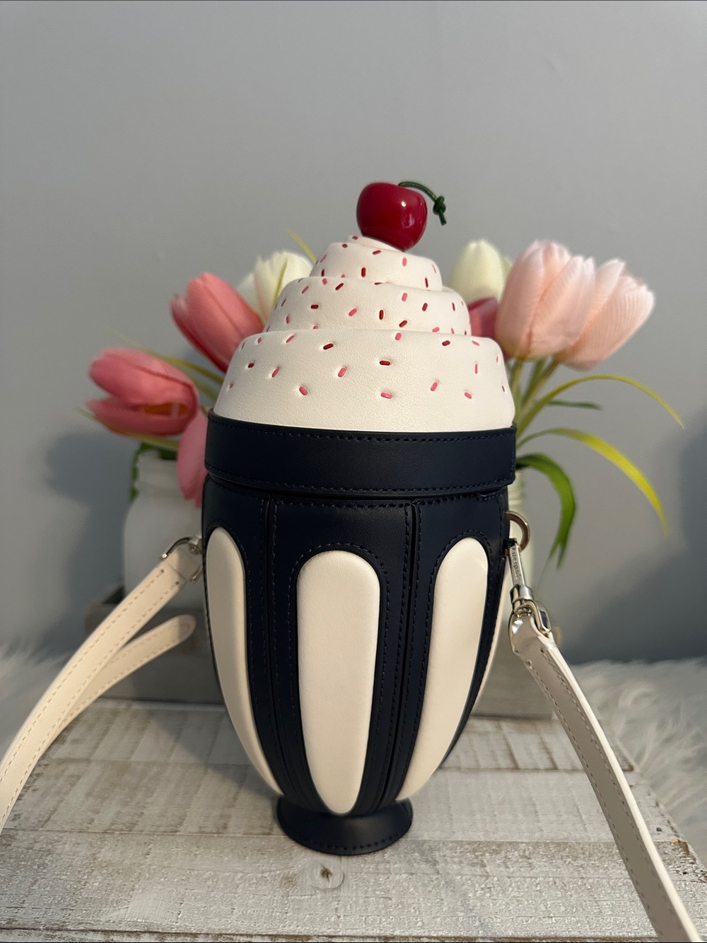 Kate spade icecream sundae crossbody bag - Picture 2 of 12